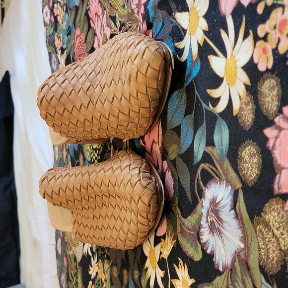 ❗ SOLD ❗ The Bali Tailor woven mules - Picture 3 of 9